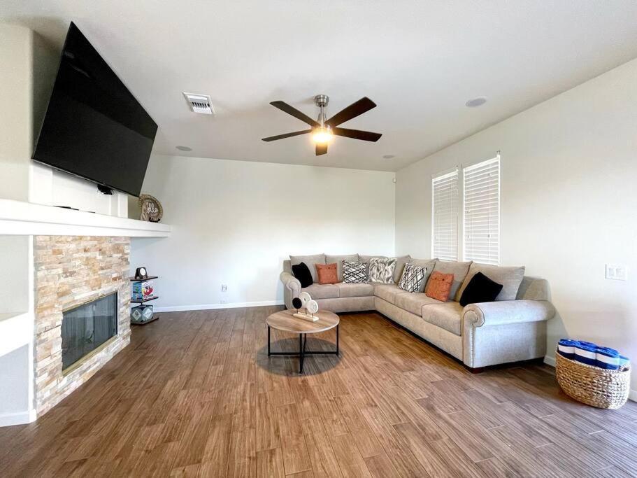 Home In Indio Coachella Екстериор снимка